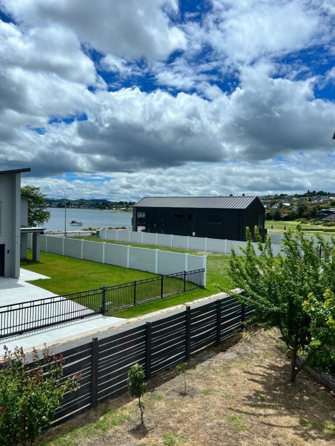 Lakeside Cozy Studio Таупо Экстерьер фото