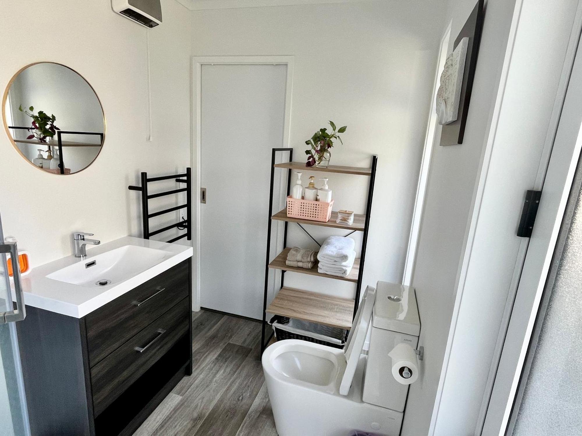 Lakeside Cozy Studio Таупо Экстерьер фото